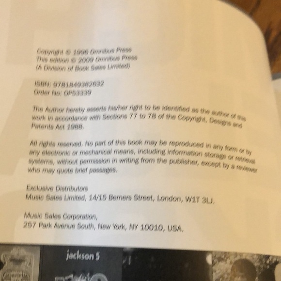 Lot Of 3 Softcover Michael Jackson Collectors  Books A Life In Music MJ Case - Picture 11 of 13